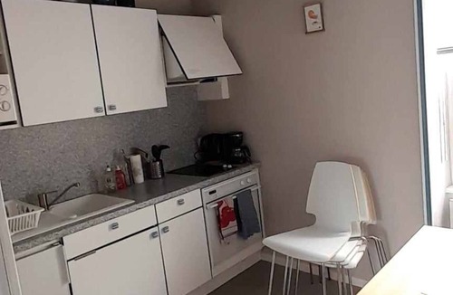 Grandcamp-Maisy Apartment | Location Studio Centre Ville, Animaux de Compagnie Acceptés