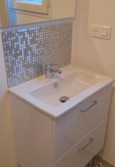 Rochefort Apartment | Locations IDEALOGIS Studios et T2 avec WIFI LAVERIE VELOS