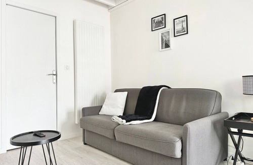 Miroir - Batignolles Apartment | Loft 5 Premium - Near Station