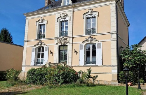 Ecommoy Apartment | Loft 80 m² near the 24 Hours of Le Mans - WiFi - Parking