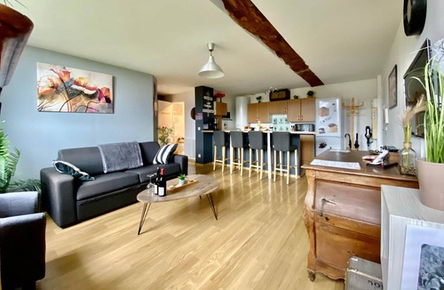 Commes Apartment | Loft Overlord by Melrose