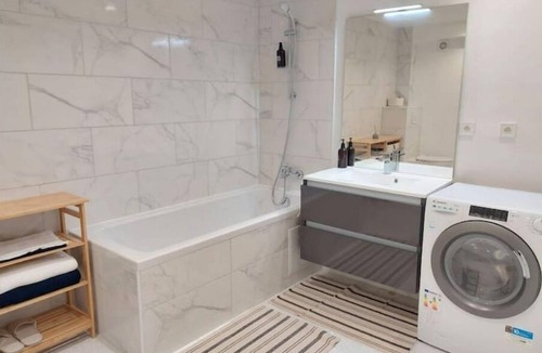 Saint-Denis Apartment | Loft Proche du Stade de France