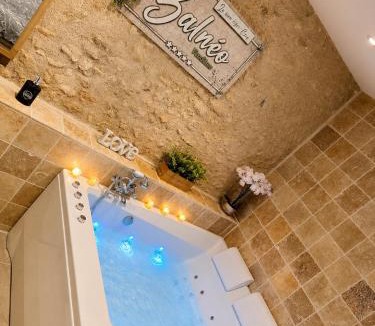 Vendome Apartment | Loft Suite de luxe - Jacuzzi - SPA - Balnéo Vendôme