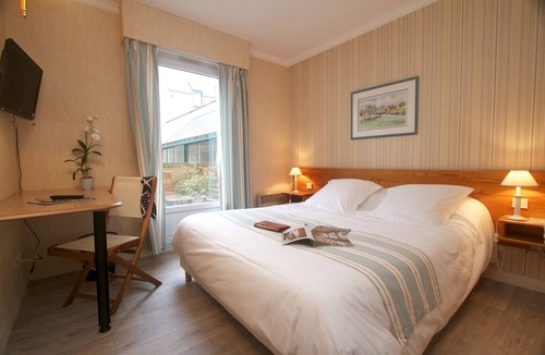 Nogent-le-Rotrou Hotel | Logis Hotel Sully
