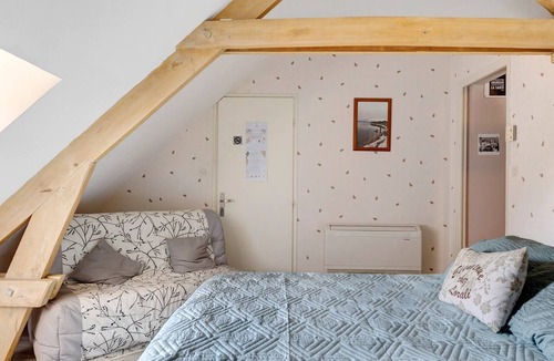 Saint-Mathurin-sur-Loire Bed & Breakfast | Lorali - Guest Room Gabare