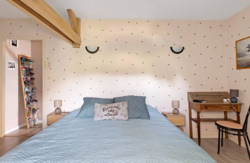 Saint-Mathurin-sur-Loire Bed & Breakfast | Lorali - Guest Room Gabare