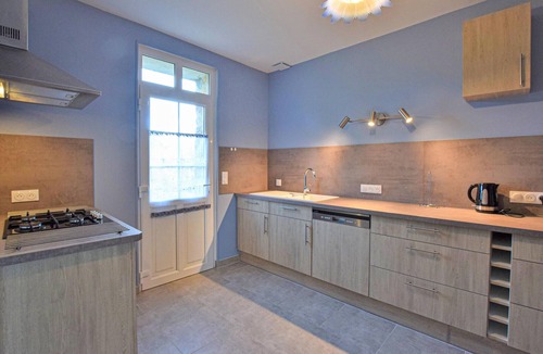 Lithaire House | Lovely home in Montsenelle with WiFi