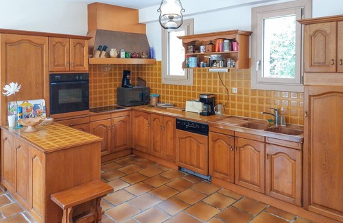 Saint-Thurien House | Lovely home in Saint-Thurien with WiFi