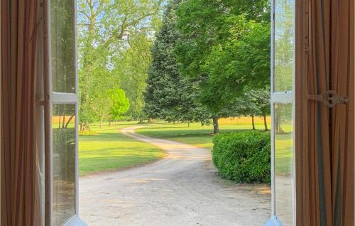 Saint-Michel-de-Chavaignes House | Lovely Home In St Michel Dchavaignes