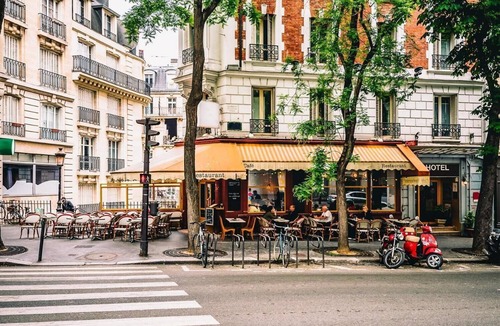 Bonne-Nouvelle Apartment | LUXURY 6-BEDROOM DUPLEX IN CENTRAL PARIS NEAR MONTORGUEIL