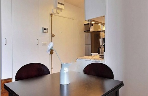 8th Arrondissement Apartment | Luxury Champs Elysees Studio Loft