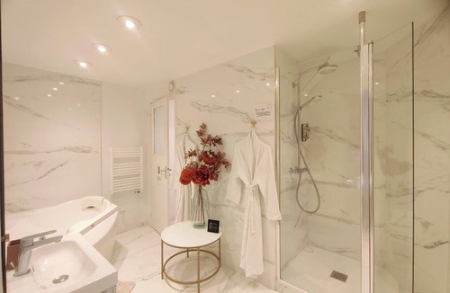 Jardin des plantes Apartment | Luxury suite 5 SENS hyper center of Caen