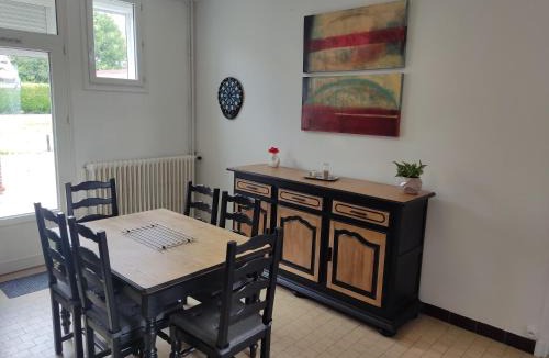 Becquincourt House | Lycot