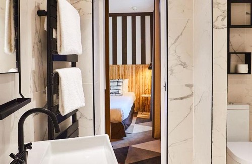 Necker Hotel | Madrigal
