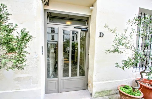 Enfants-Rouges Apartment | Magnificent 5 rooms sunny quiet