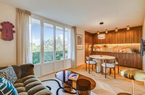 Prince–Marmottan Apartment | Magnifique Appartement- Eiffel view