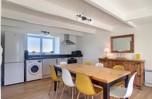 Brehal House | Maison 6 pers proche centre ville