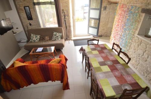 Luc-sur-Mer House | Maison,appartement de charme bord de mer - Avec jardin et wifi