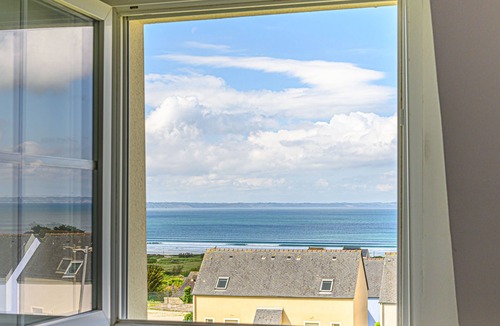 Saint-Nic House | Maison avec vue mer | À 500m de la plage | Piscine