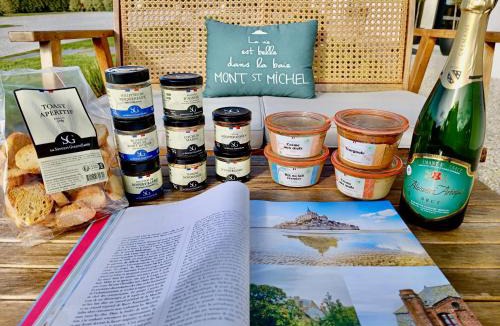 Ducey Bed & Breakfast | Maison Bailly