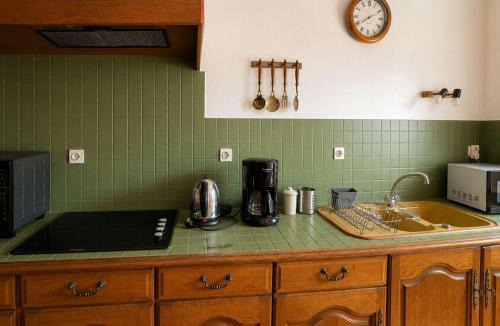 Pleumeur-Bodou House | Maison bretonne au centre du village - 4 pers. - FR-1-542-81
