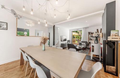 Saint-Lunaire House | Maison Cezanne - 10 people - Jardin - Proche plages