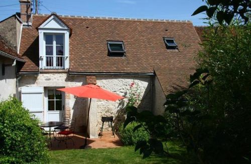 Mardie House | Maison confortable avec jardin à Mardié + Terrasse