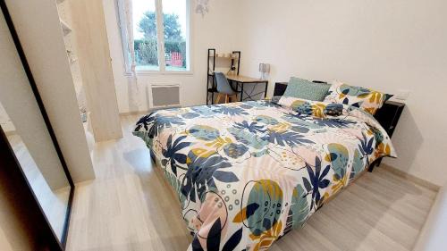 Vibraye House | Maison d'hôtes avec jardin 3 chambres pour 7 à 45 min circuit 24h du Mans