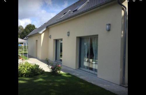 Saint-Planchers Apartment | Maison d'Hôtes Beauchamp