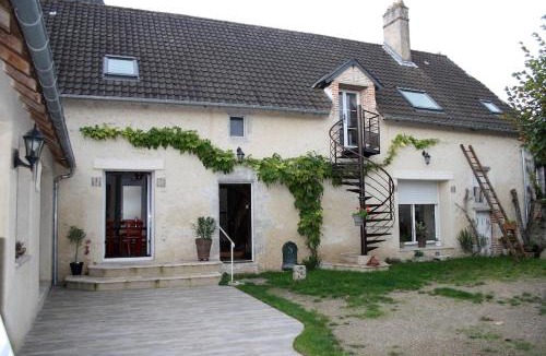 Chitenay House | maison d'hôtes Le Castanéen piscine intérieure