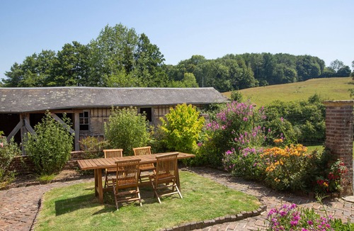 Saint-Ouen-le-Pin Cottage | Maison de campagne-Cottage-Ensuite with Bath