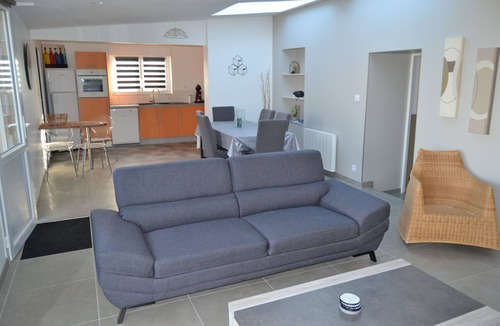 Plourhan House | Maison de Campagne Renovée 5km de la mer et Sentiers de Randonnée