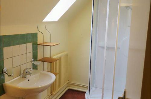 Montmirail House | Maison de charme avec jardin à Montmirail - Rénovation 18e siècle, proche église, 2h de Paris - FR-1-410-211