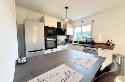 Larmor-Plage House | Maison de vacances tout confort - 300m des plages