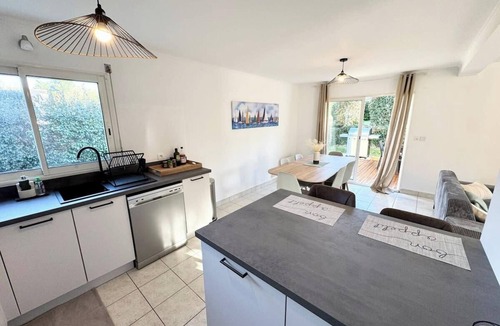 Larmor-Plage House | Maison de vacances tout confort - 300m des plages