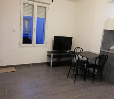La Celle-sous-Gouzon Villa | maison de ville