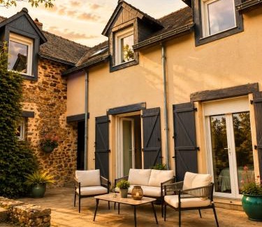 Loiron-Ruille House | Maison entière - 8 personnes - Jardin - Parking privé -Proche Laval