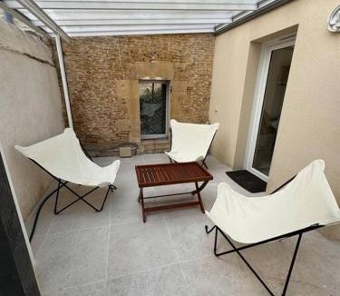 Bernieres-sur-Mer House | Maison Eole