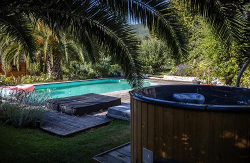 Urcuray House | Maison Irriberria