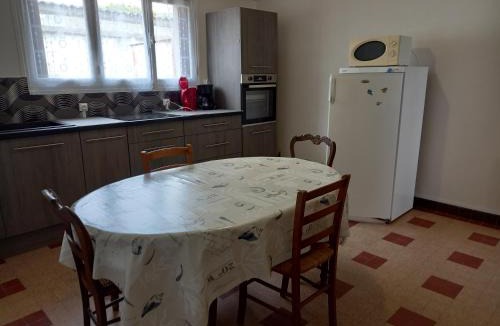 Englesqueville-la-Percee House | Maison proche plages OMAHA BEACH