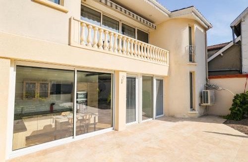 Cognac House | Maison plain pied#Climatisation#Cognac#centre#6 personnes