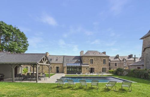 Tremereuc House | Maison pour 12 avec grand jardin et piscine