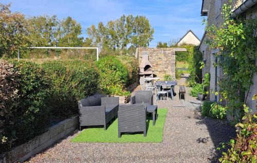 Bricqueville-sur-Mer House | Maison Spacieuse Littoral