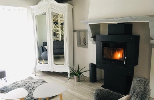 Plesse House | maison spacieuse proche du canal de Nantes à Brest - Guenrouet