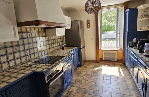 Treffiagat House | Maison typique pour 10 personnes, jardin clos et fleuri, proche plage