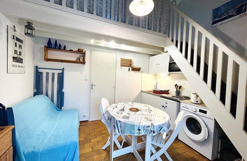Guidel-Plages House | Maisonette 2 rooms Mezzanine 4 people with common outdoor pool, near beach