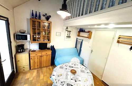 Guidel-Plages House | Maisonette 2 rooms Mezzanine 4 people with common outdoor pool, near beach