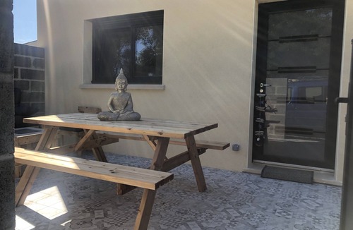 Langrune-sur-Mer House | Maisonnette-2 with terrace 100m from the beach