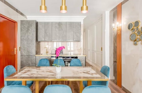 Arts-et-Metiers Apartment | MARVELOUS 3-BEDROOM APARTMENT IN PARIS PERFECT FOR YOUR GETAWAY