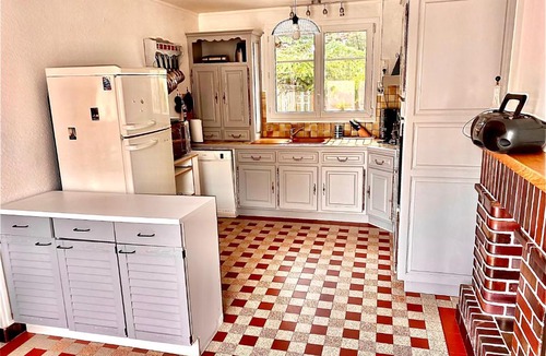 Saint-Pair-sur-Mer House | Mathéro